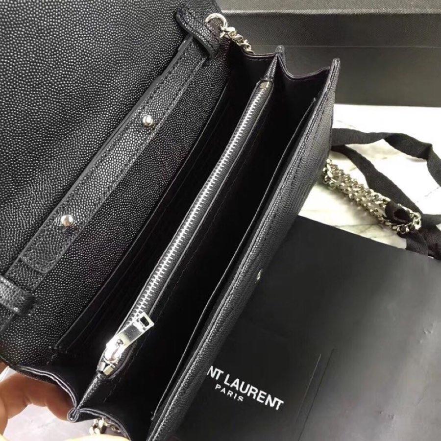 Replica Saint Laurent Monogram Chain Wallet In Grain De Poudre Embossed Leather Black With Silver LOGO