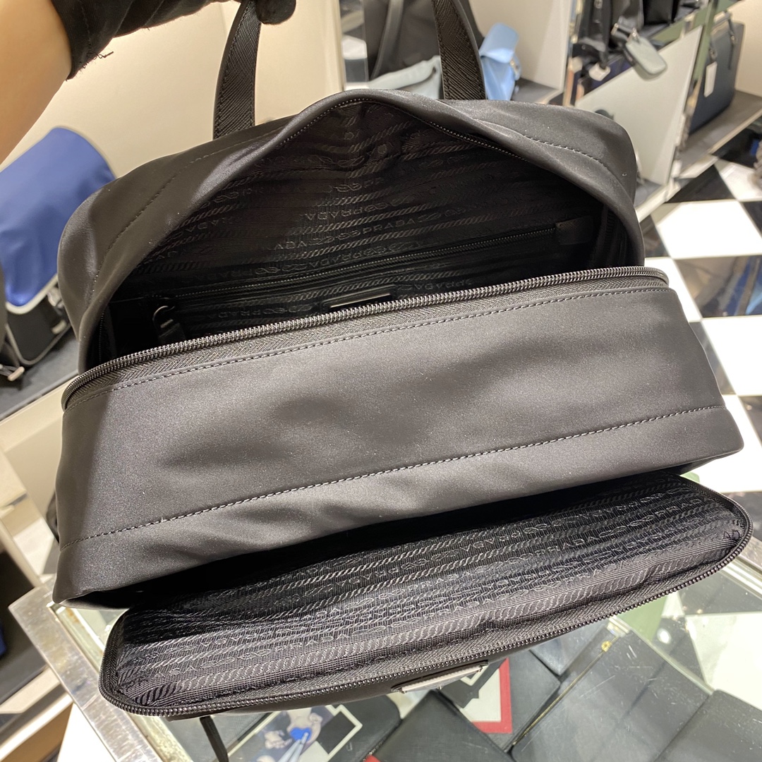 Replica Top Sale Prada Re-Nylon and Saffiano Leather Backpack For Men