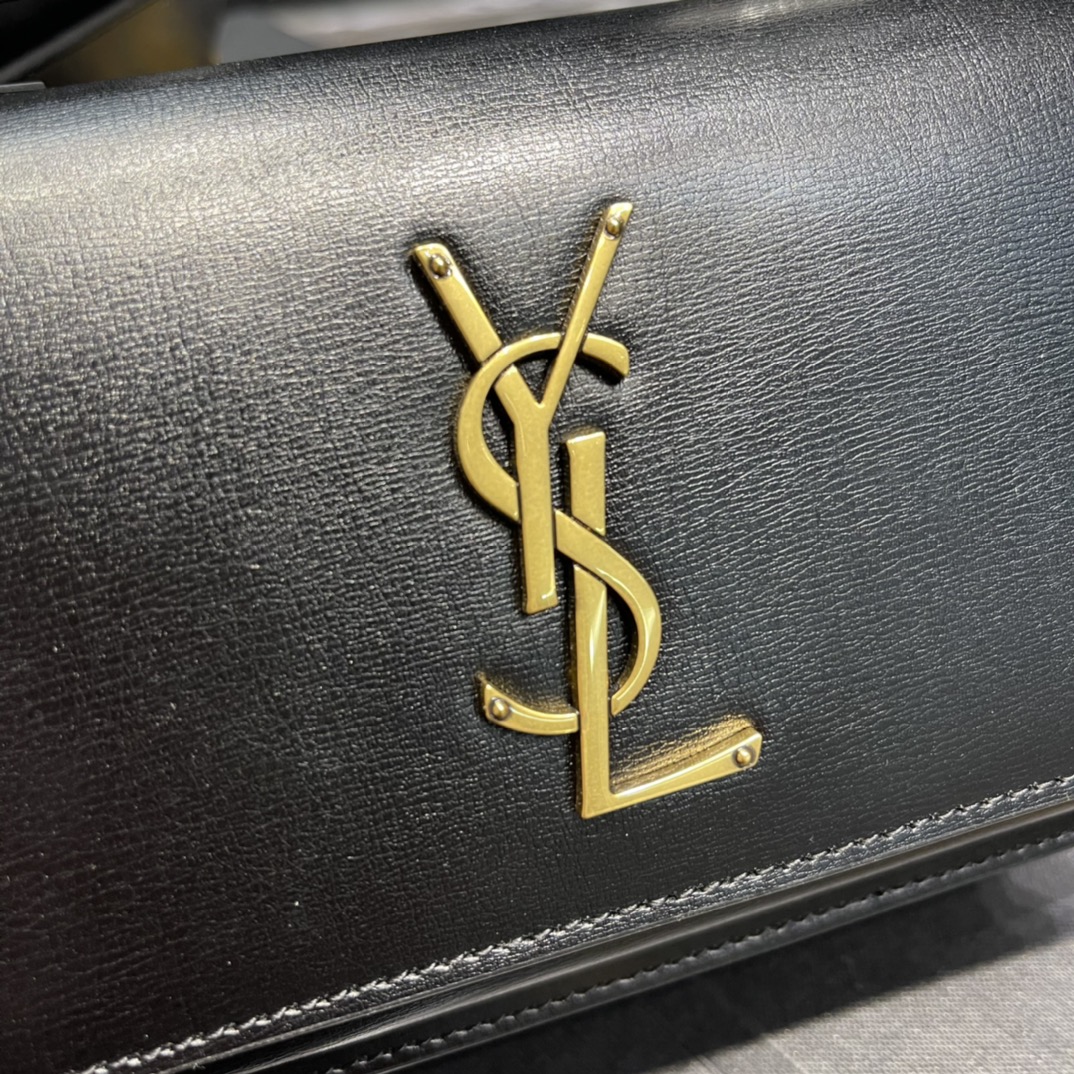 Saint Laurent 19cm Sunset Woc Chain Wallet in Smooth Leather Black with Gold 