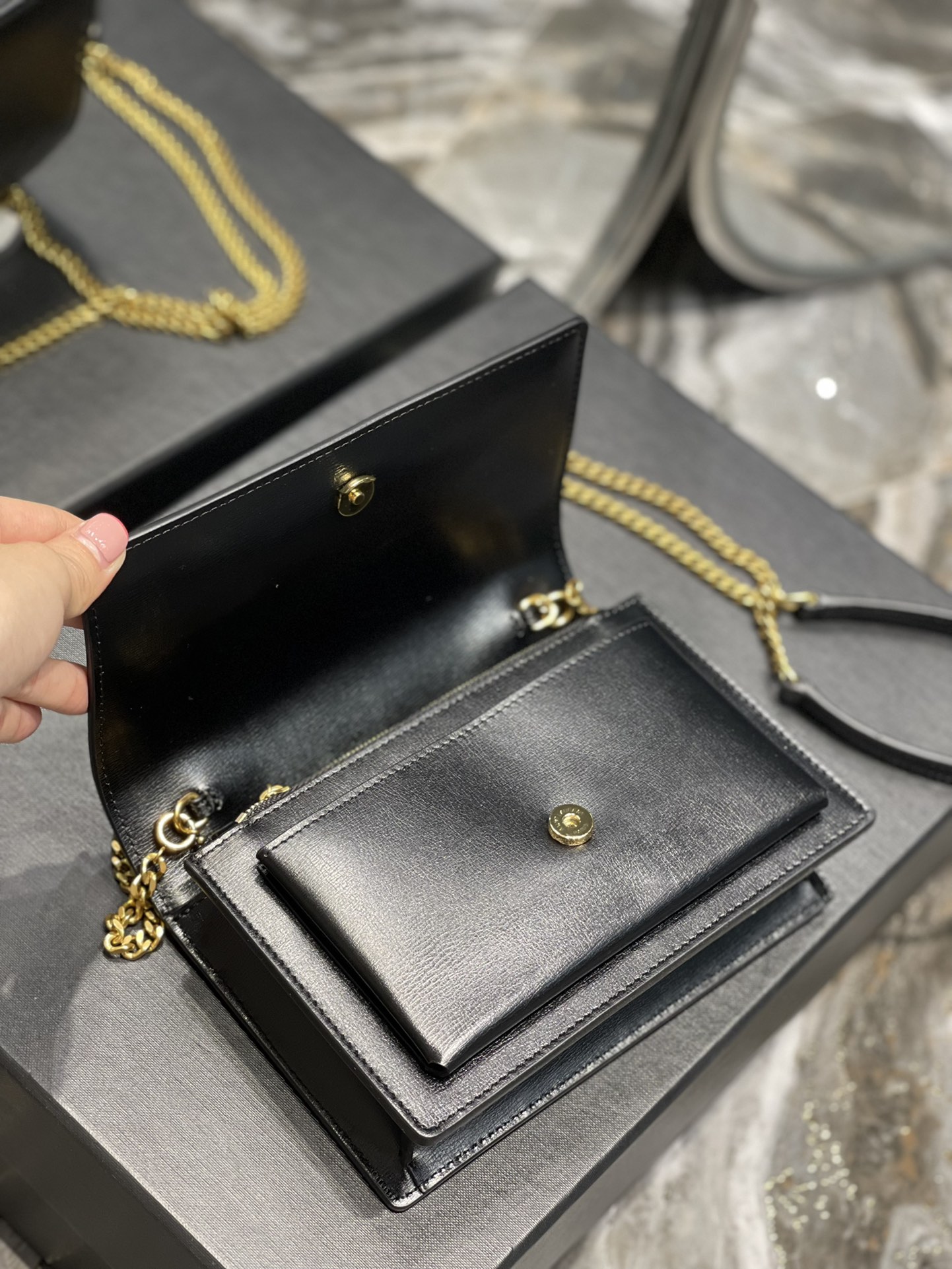 Saint Laurent 19cm Sunset Woc Chain Wallet in Smooth Leather Black with Gold 