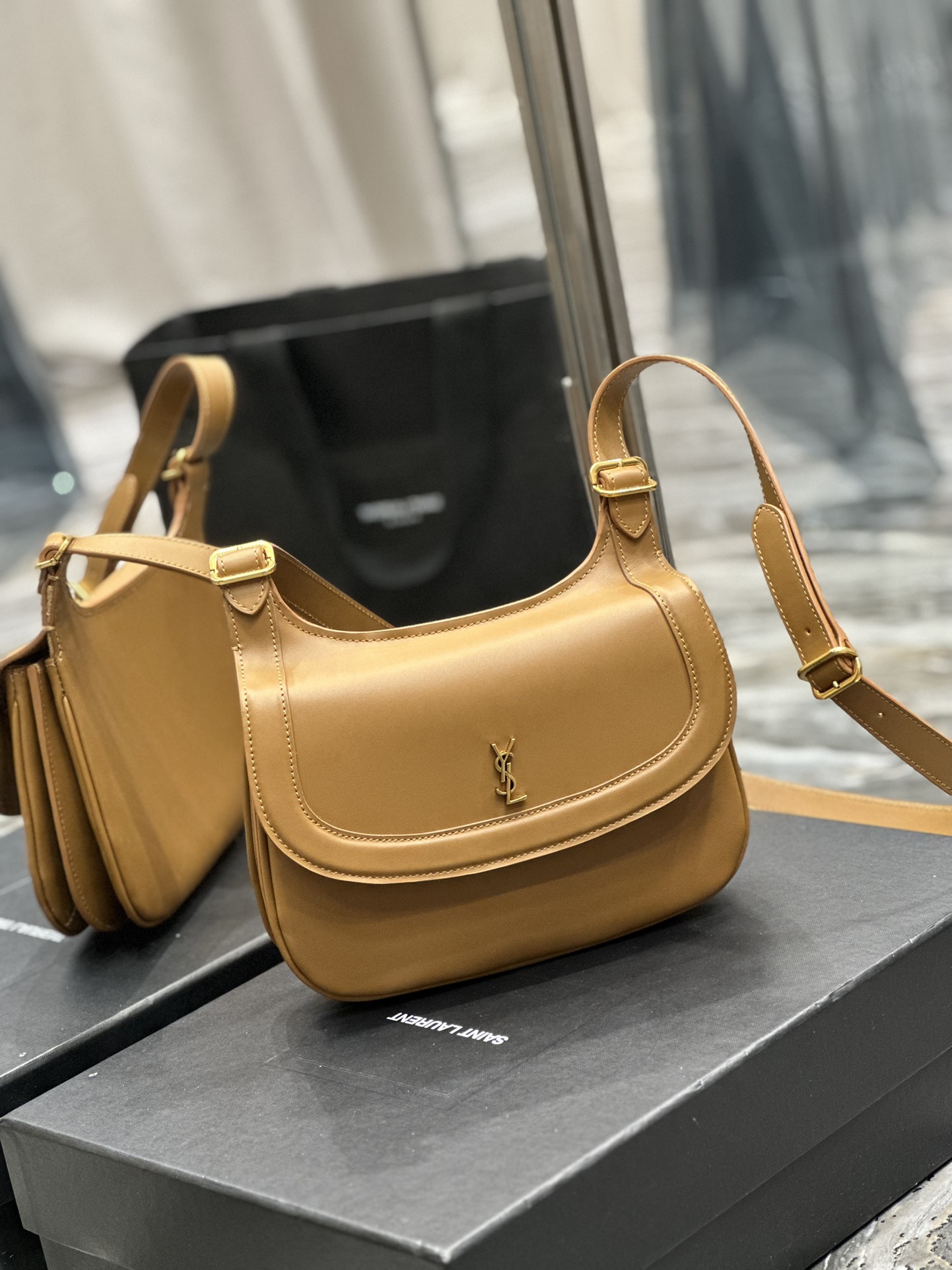 Saint Laurent Charlie Small Shoulder Bag In Smooth Leather Dark Honey