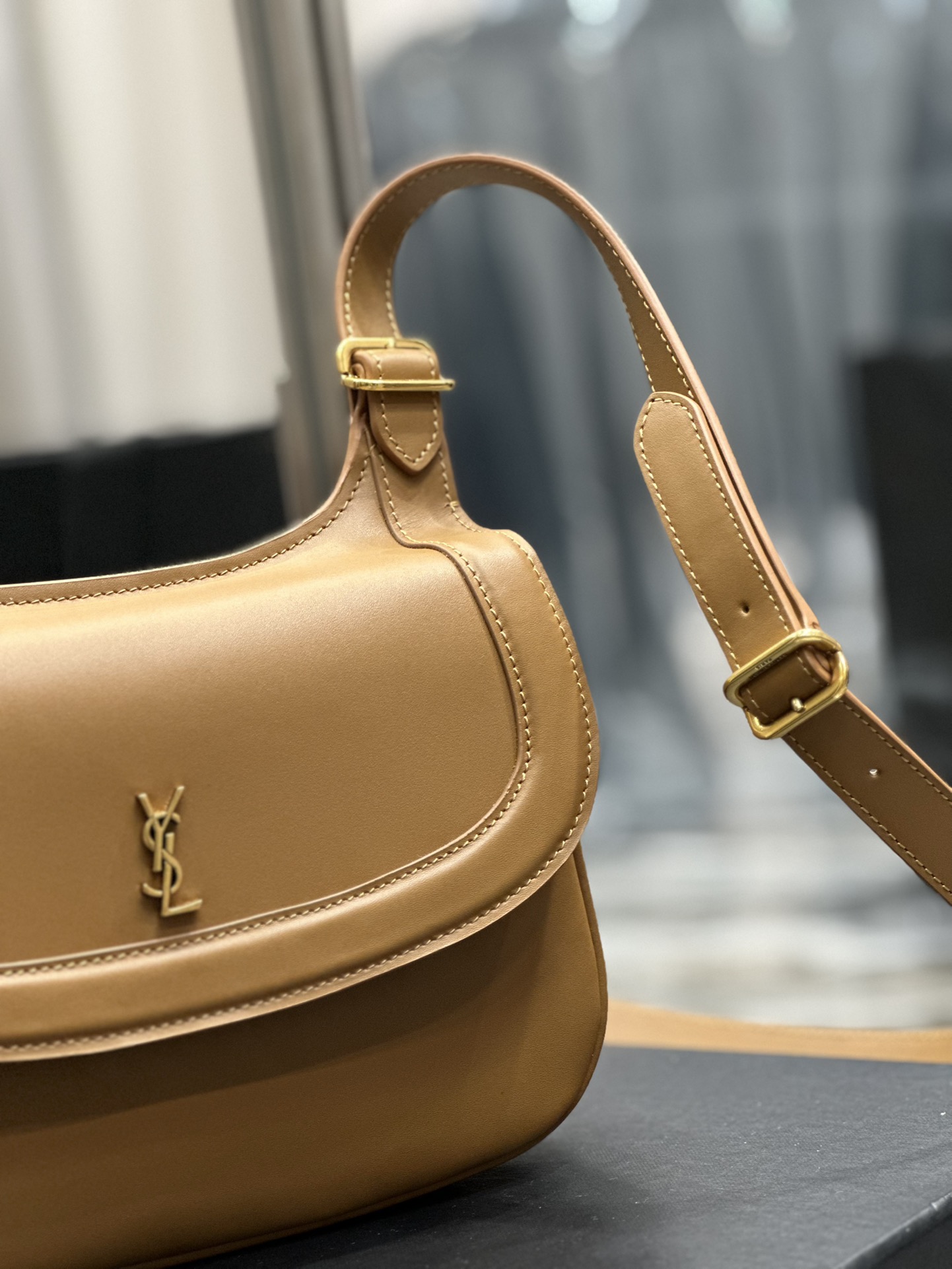 Saint Laurent Charlie Small Shoulder Bag In Smooth Leather Dark Honey