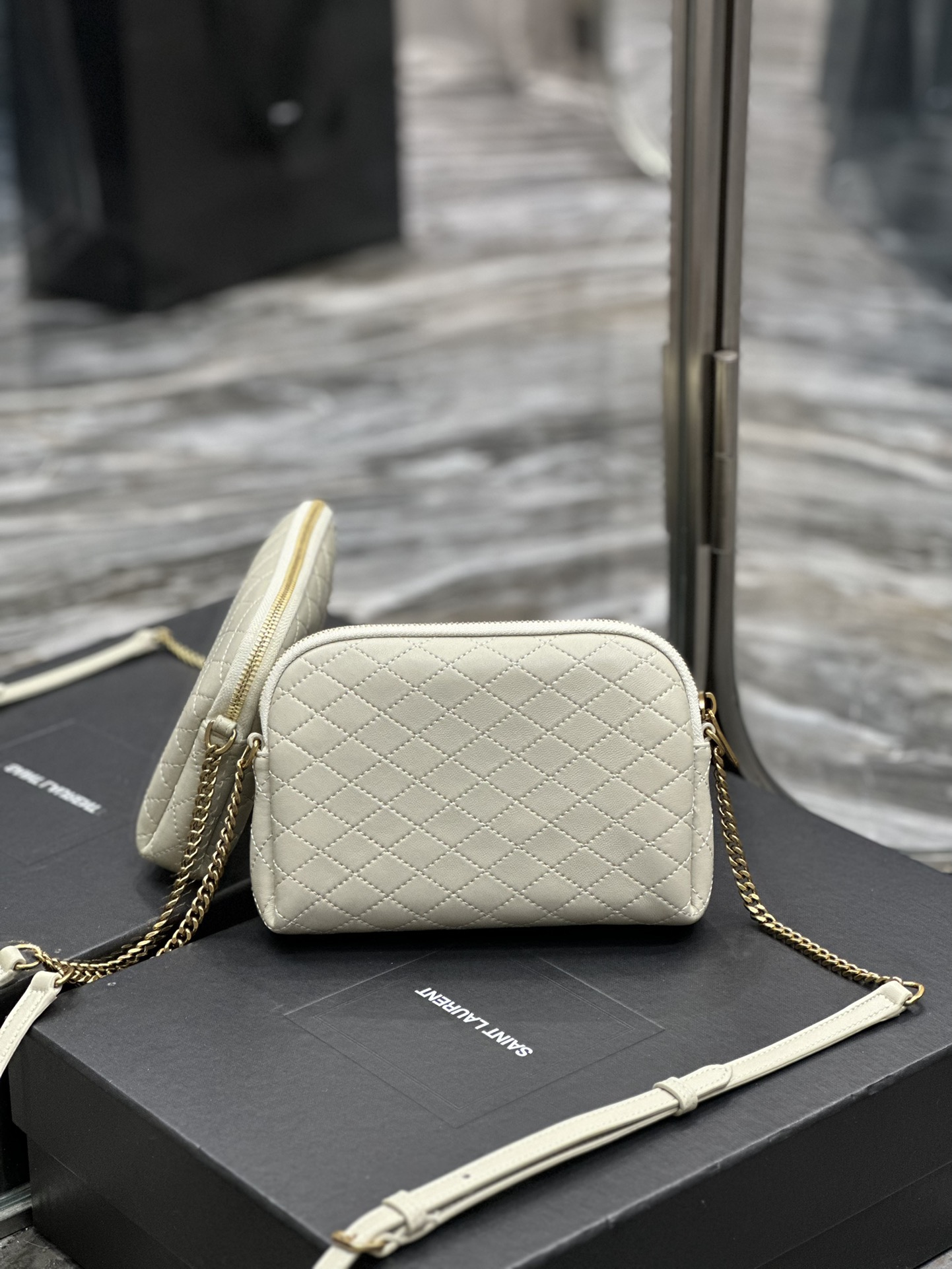 Saint Laurent Gaby Zipped Pouch In Quilted Lambskin White