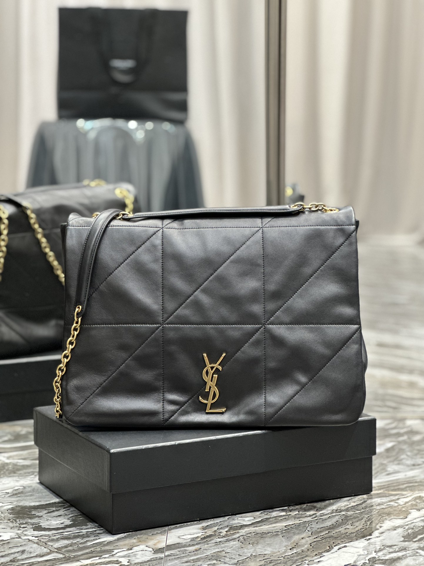 Saint Laurent Jamie Extra Large Shoulder Bag