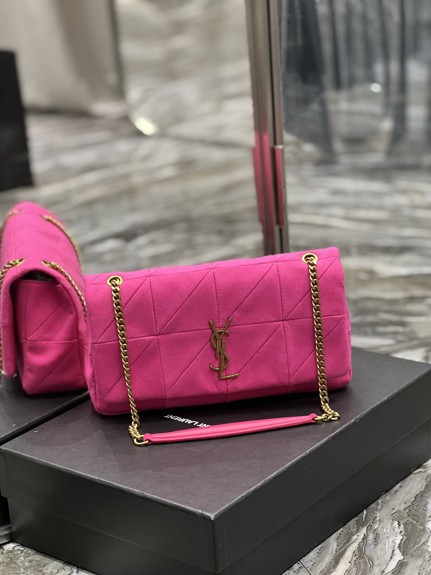 Saint Laurent Jamie Medium Chian Bag Carre Rive Gauche In Lambskin And suded Rose