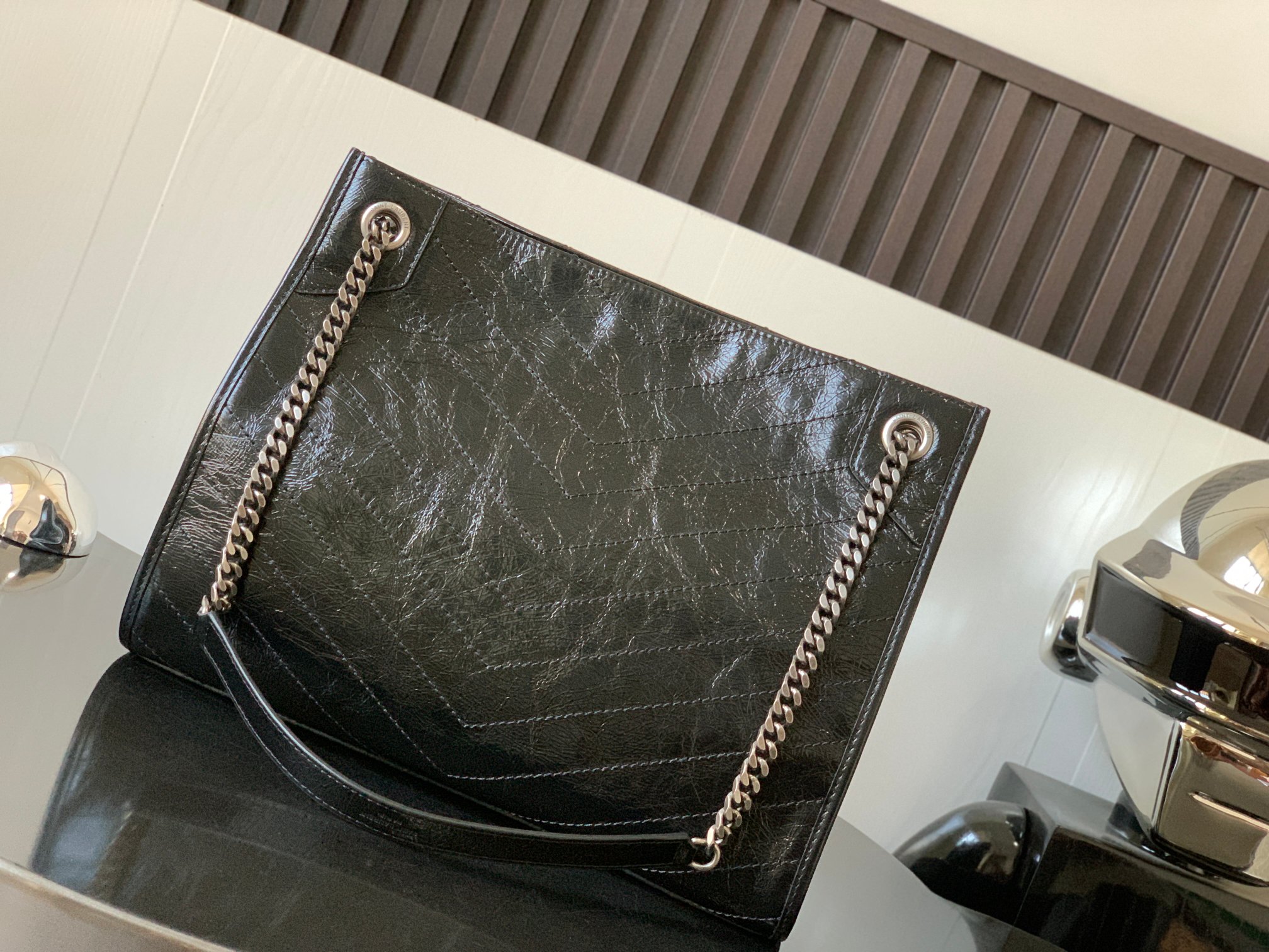 Saint Laurent Medium Niki Shopping Bag In Crinkled Vintage Leather