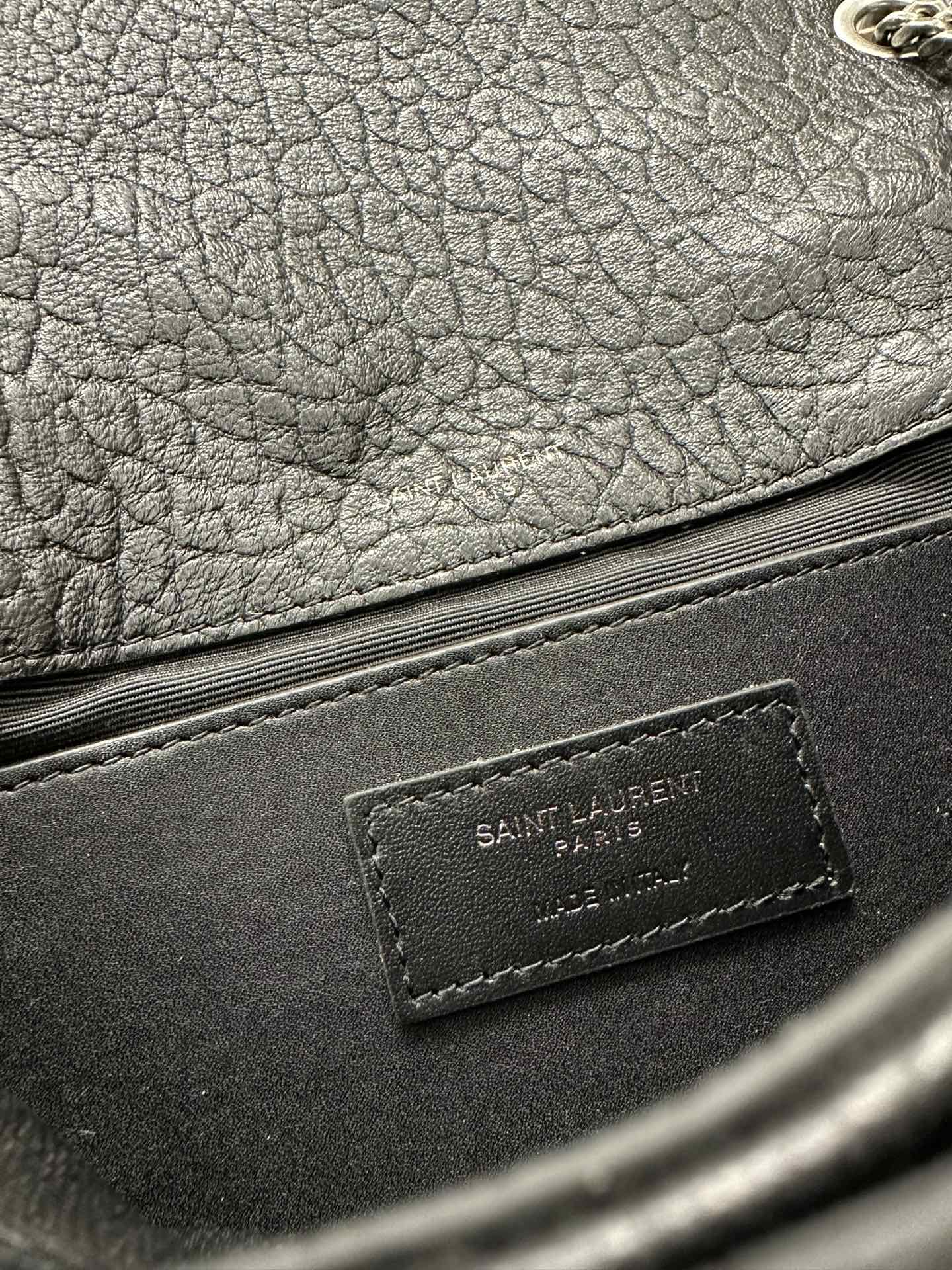 Saint Laurent NiKi Small In Grained Lambskin Black