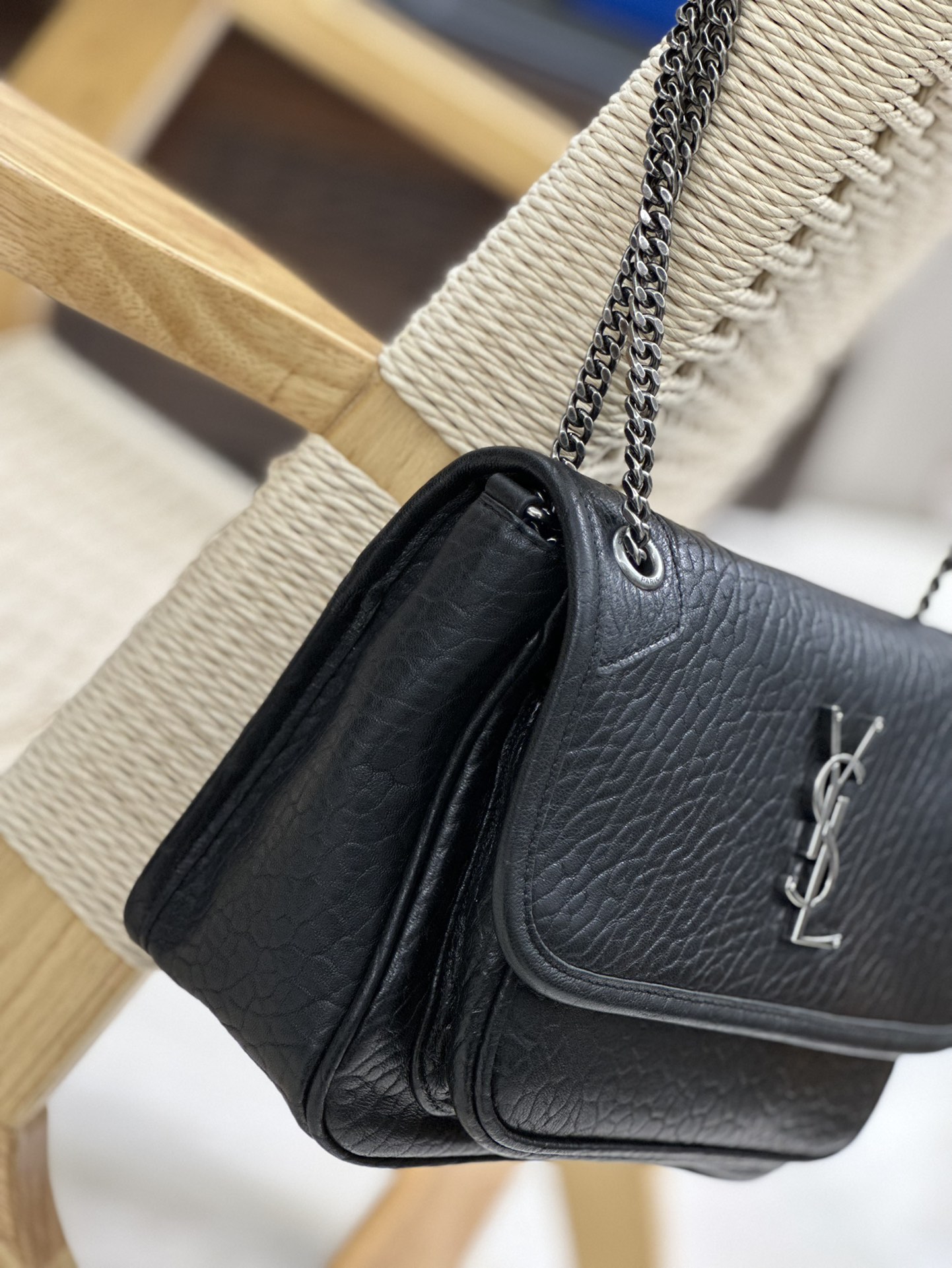 Saint Laurent NiKi Small In Grained Lambskin Black