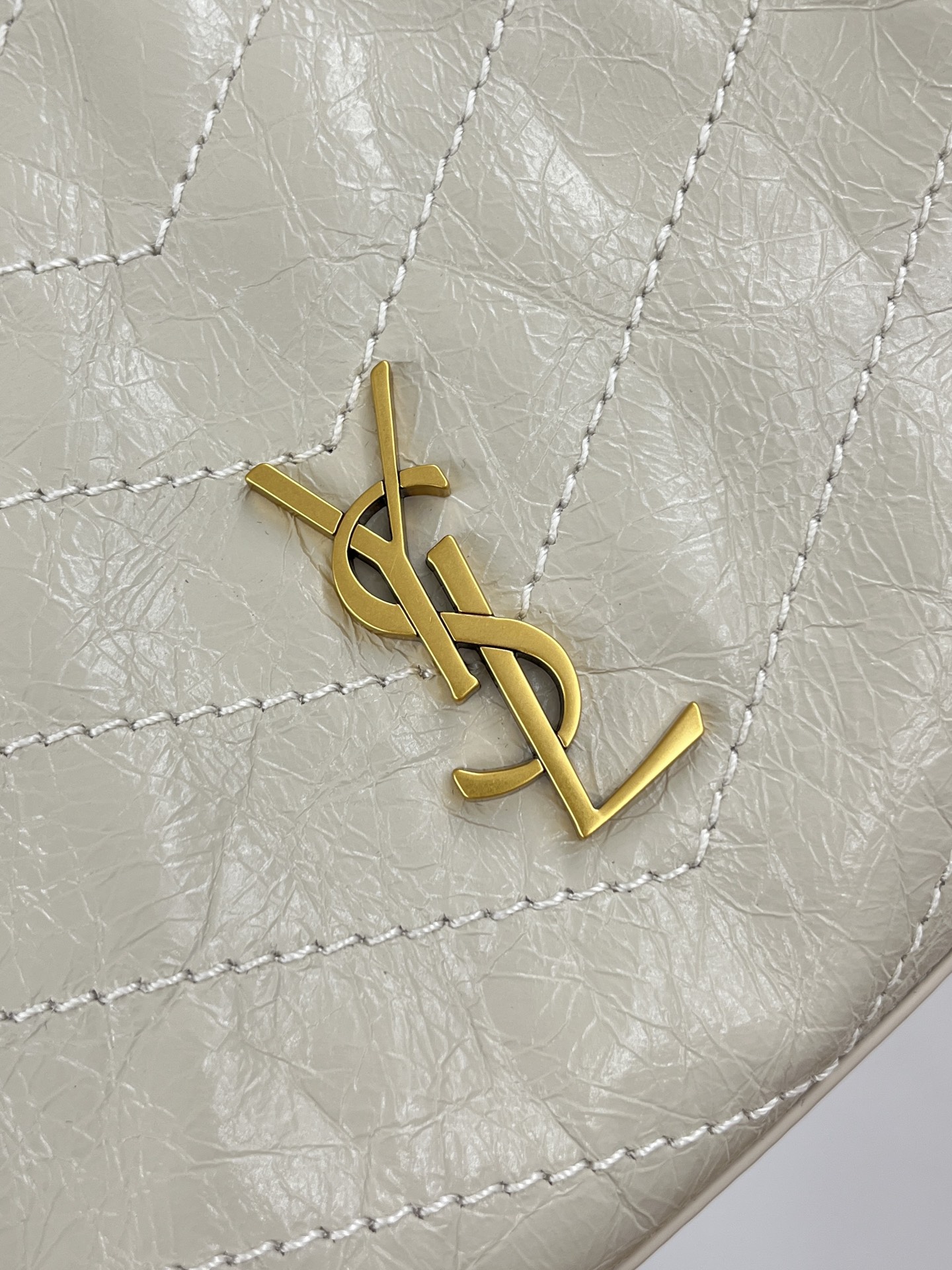 Saint Laurent Niki Shopping Bag Small Oiled and Waxed Cowhide Leather Beige