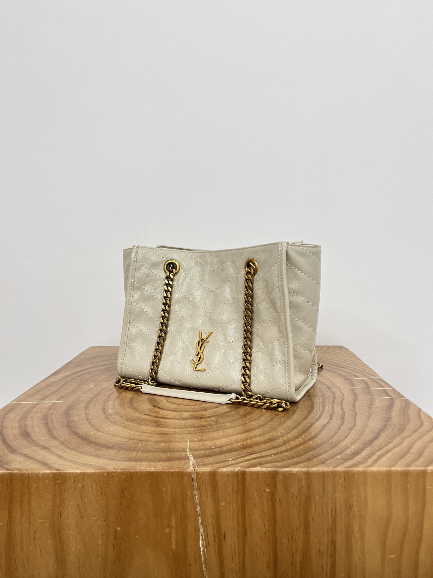 Saint Laurent Niki Shopping Bag Small Oiled and Waxed Cowhide Leather Beige