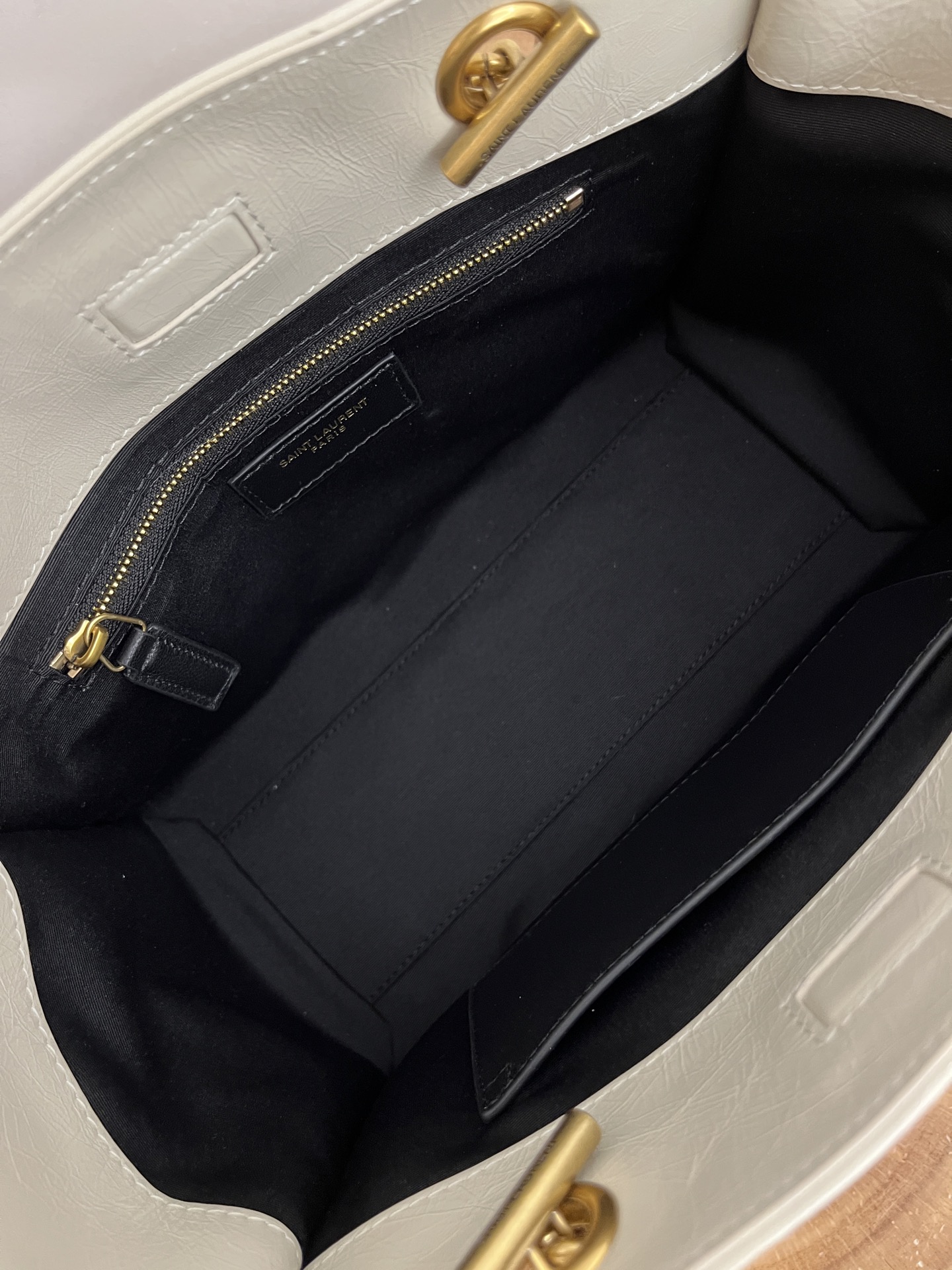 Saint Laurent Niki Shopping Bag Small Oiled and Waxed Cowhide Leather Beige