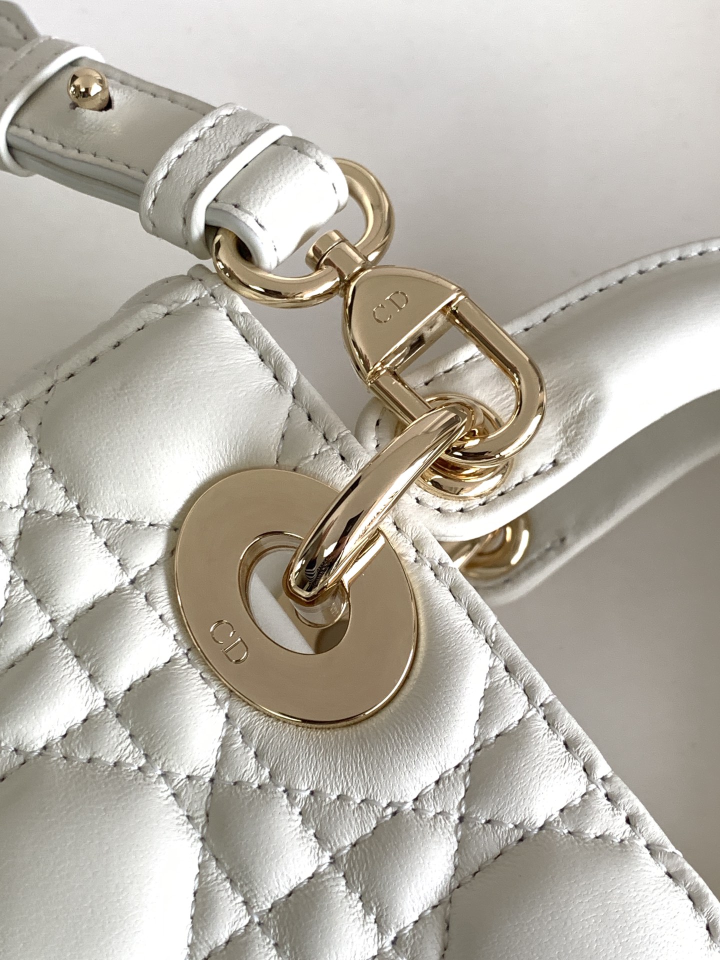 Small Lady Dior Bag Lambskin White With Gold Hardware 20cm