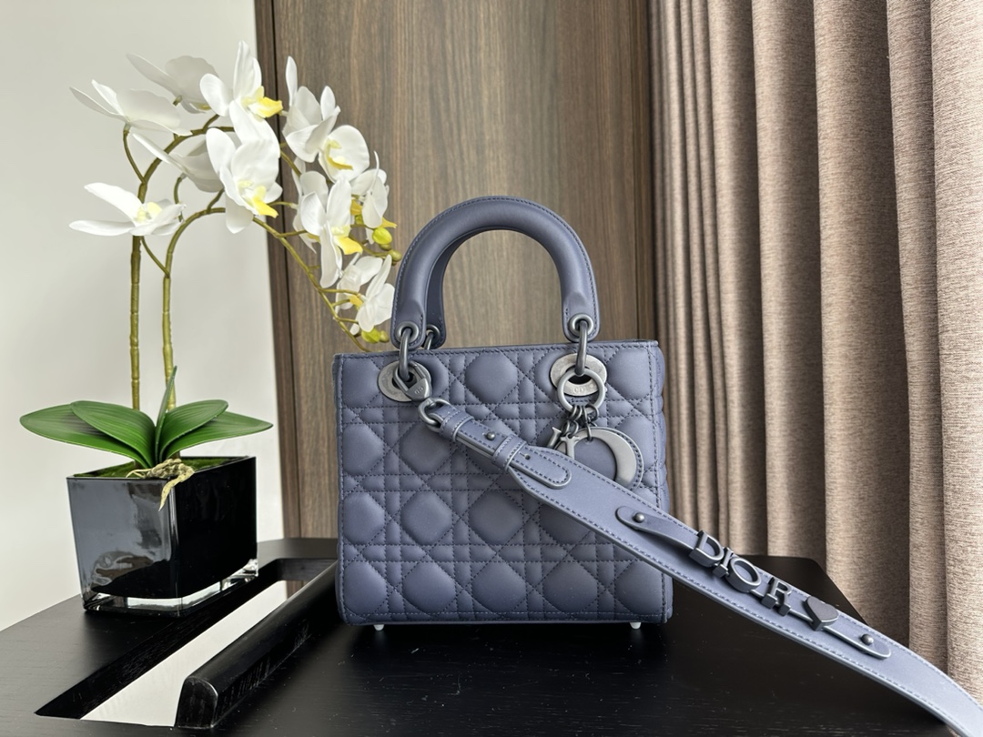 Small Lady Dior My ABCDior Bag Frosted Badge Cannage Lambskin Blue