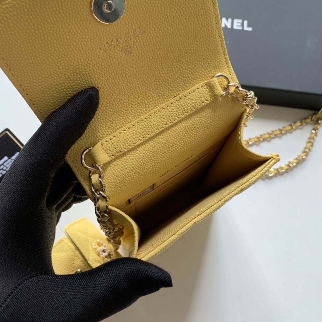 Top Quality AP2023 Chanel Chanel Phone Bag Caviar Leather Yellow