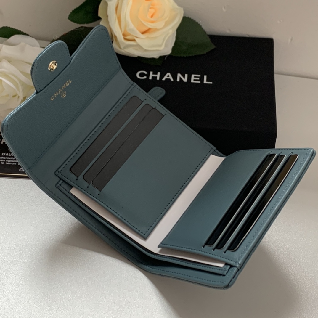 Top Quality Chaenl 82288 Classic Small Flap Wallet Blue With Gold