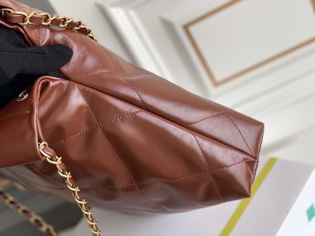 Top Quality Chanel 24A Large Caramel Hobo Bag