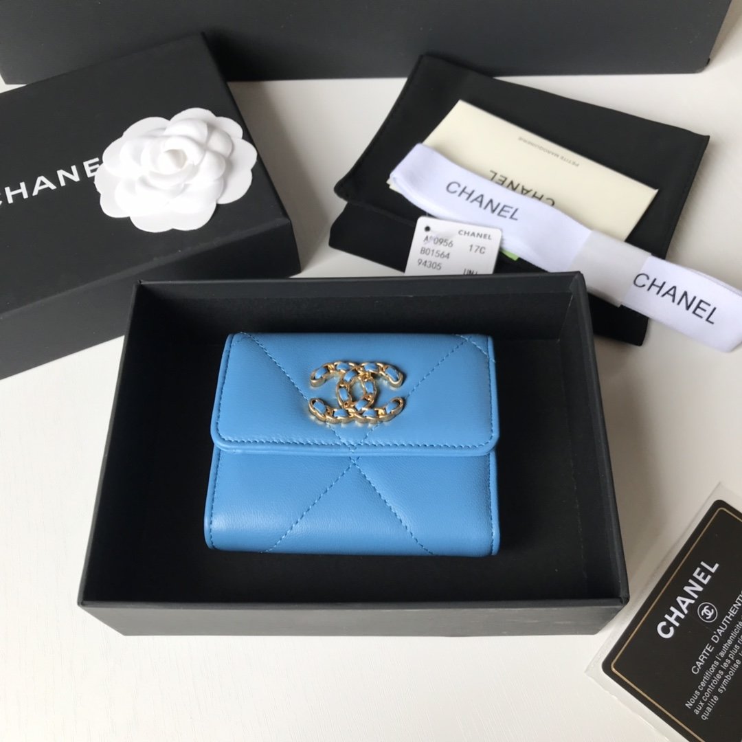 Top Quality Chanel AP1064 19 Small Flap Wallet Lambskin Gold-Tone Ruthenium-Finish Metal Blue