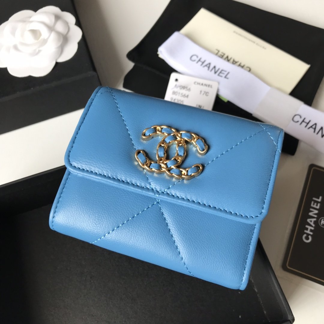 Top Quality Chanel AP1064 19 Small Flap Wallet Lambskin Gold-Tone Ruthenium-Finish Metal Blue