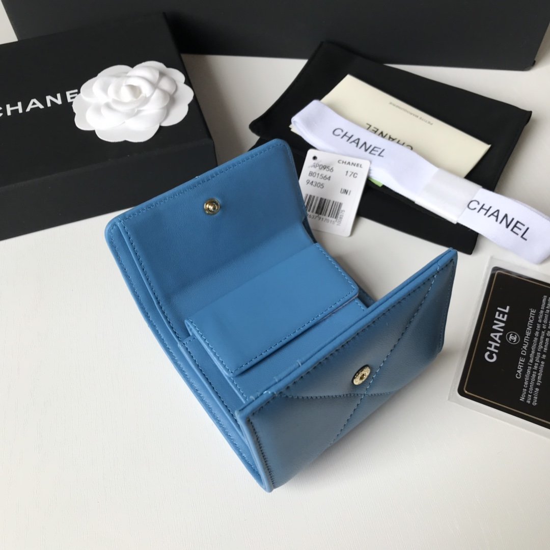 Top Quality Chanel AP1064 19 Small Flap Wallet Lambskin Gold-Tone Ruthenium-Finish Metal Blue