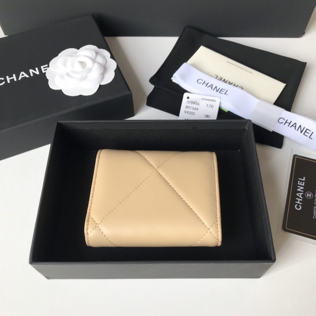 Top Quality Chanel AP1064 19 Small Flap Wallet Lambskin Gold-Tone Ruthenium-Finish Metal Khaki