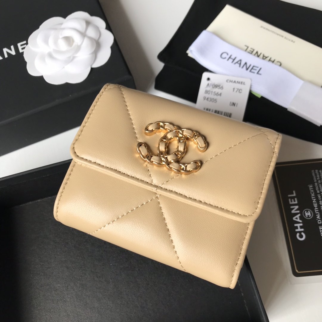 Top Quality Chanel AP1064 19 Small Flap Wallet Lambskin Gold-Tone Ruthenium-Finish Metal Khaki