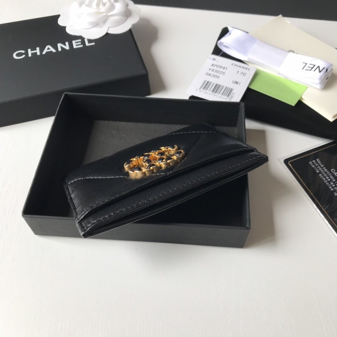 Top Quality Chanel AP1167 19 Card Holder Lambskin Gold-Tone Ruthenium-Finish Metal Black