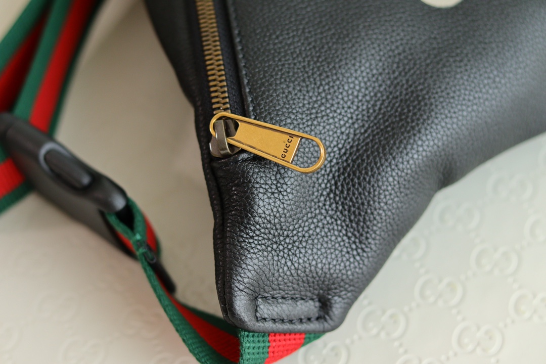 Top Sale Gucci Grained Calfskin Gucci Print Belt Bag Black 226591 In UK Replica