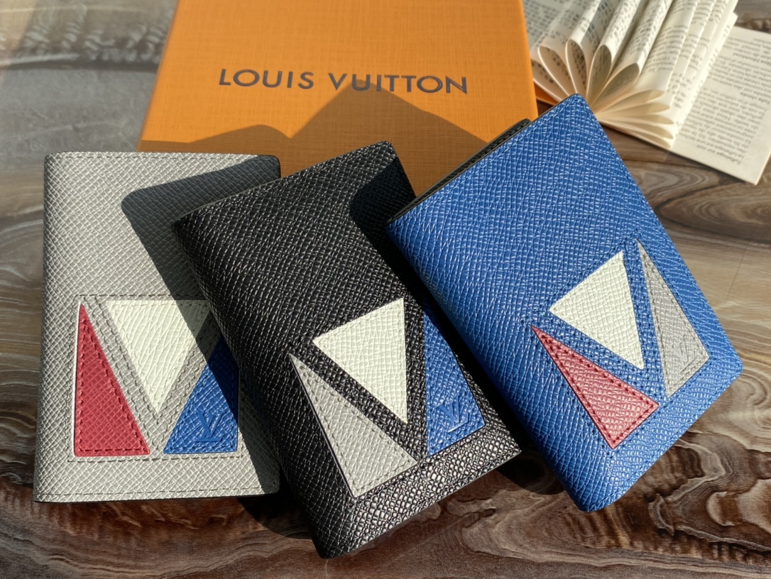 Top Sale Louis Vuitton M30787 Pocket Organizer Taiga Cowhide Leather In Paris Replica