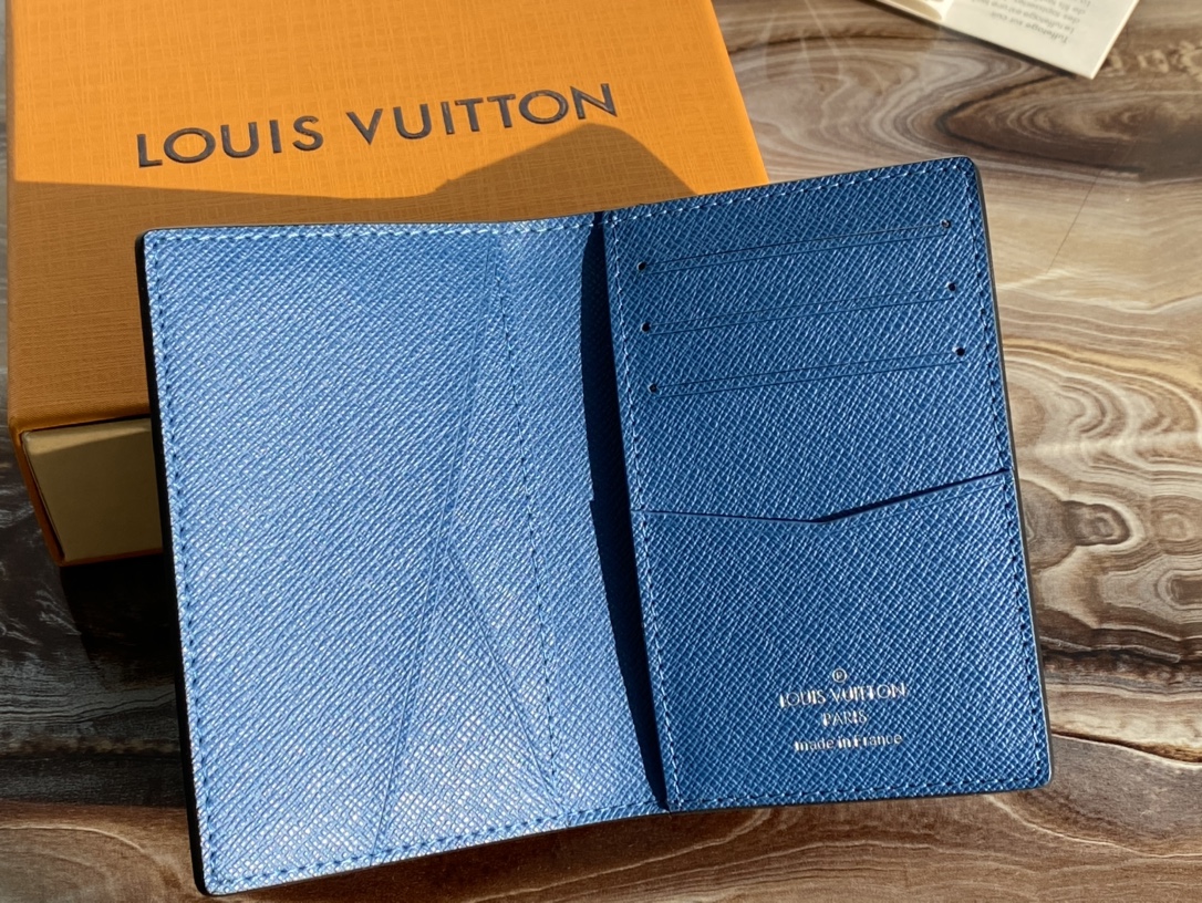 Top Sale Louis Vuitton M30787 Pocket Organizer Taiga Cowhide Leather In Paris Replica