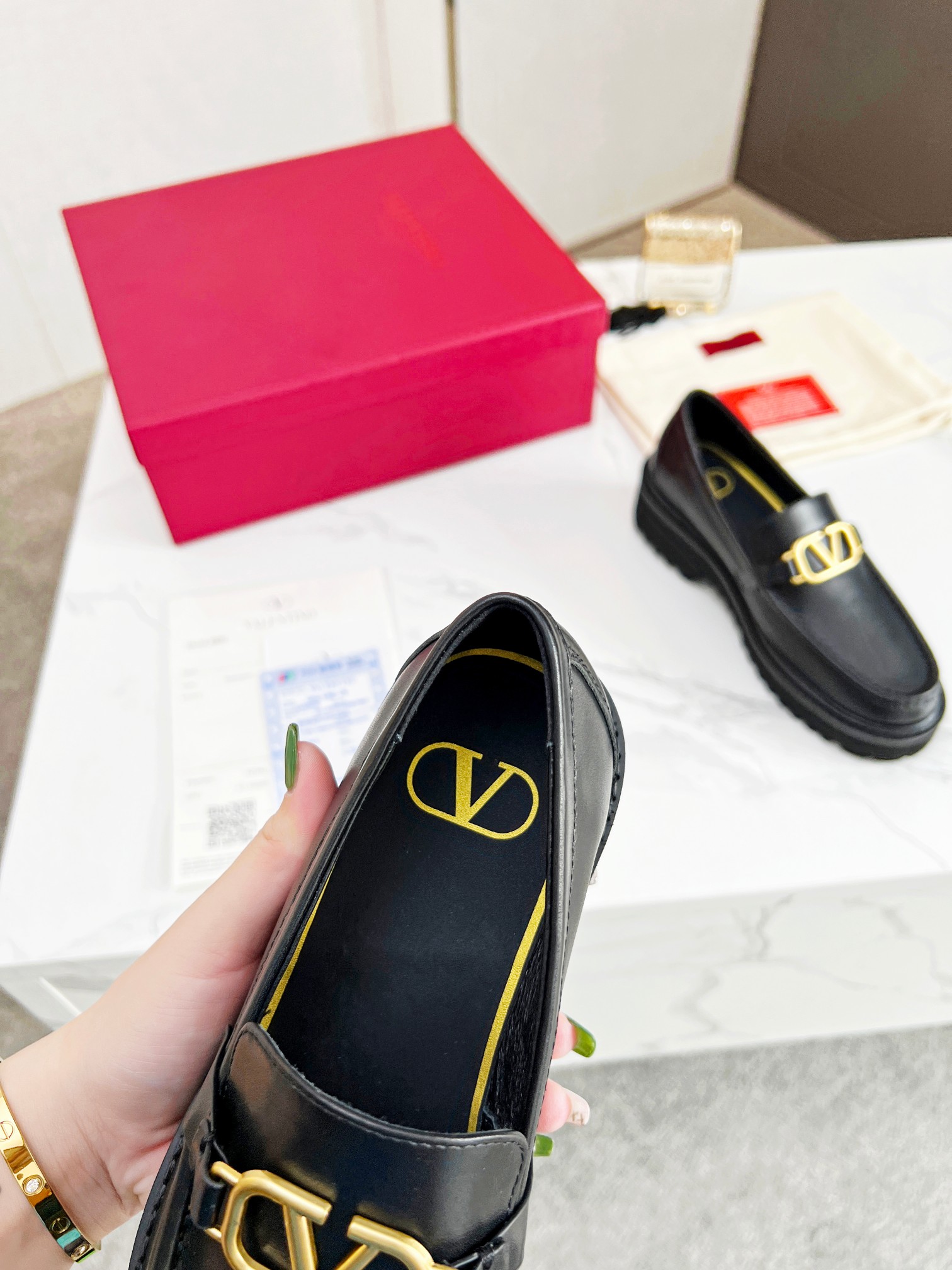 Valentino Vlogo Signature Calfskin Loafer-0001