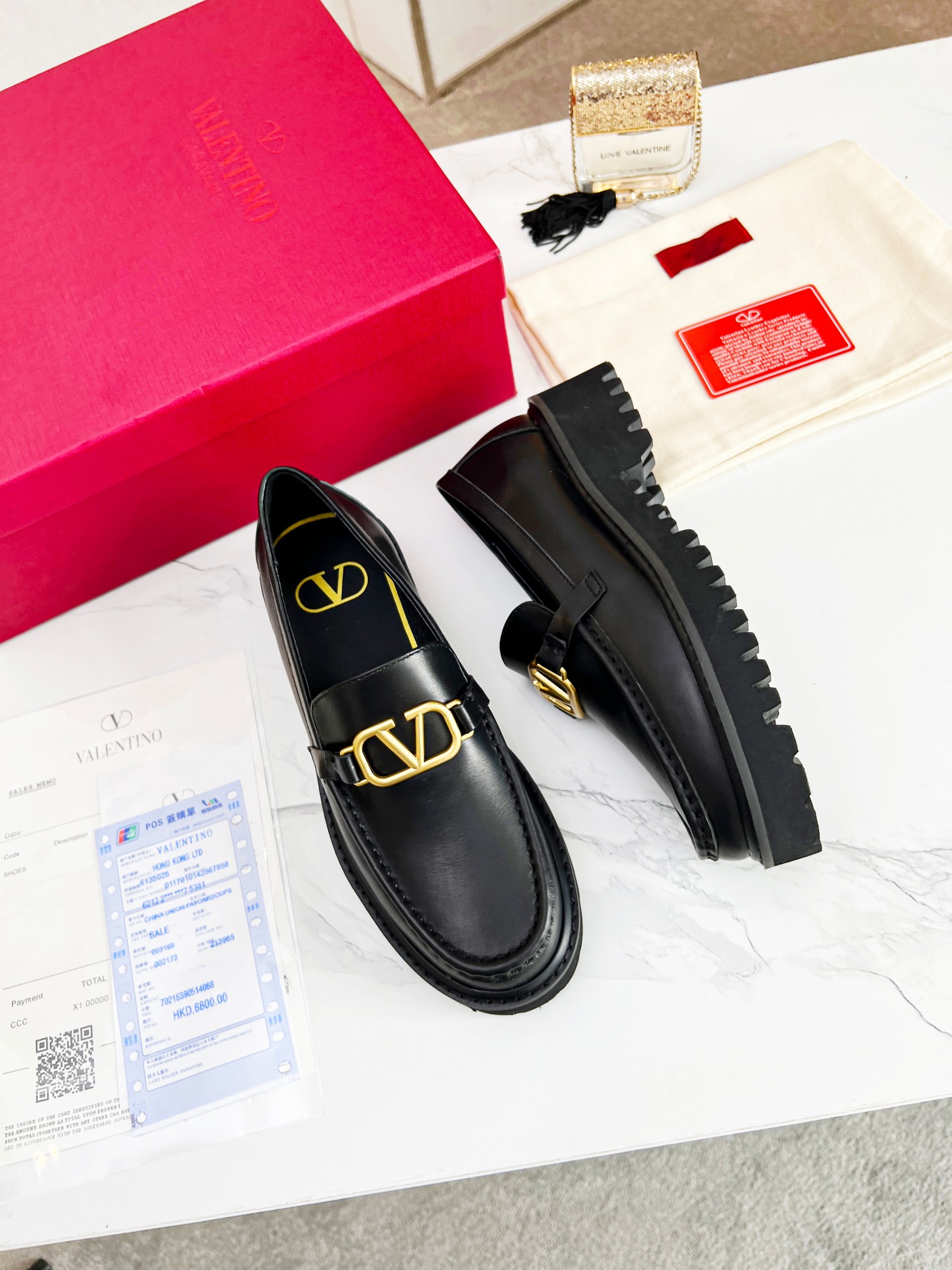 Valentino Vlogo Signature Calfskin Loafer-0001