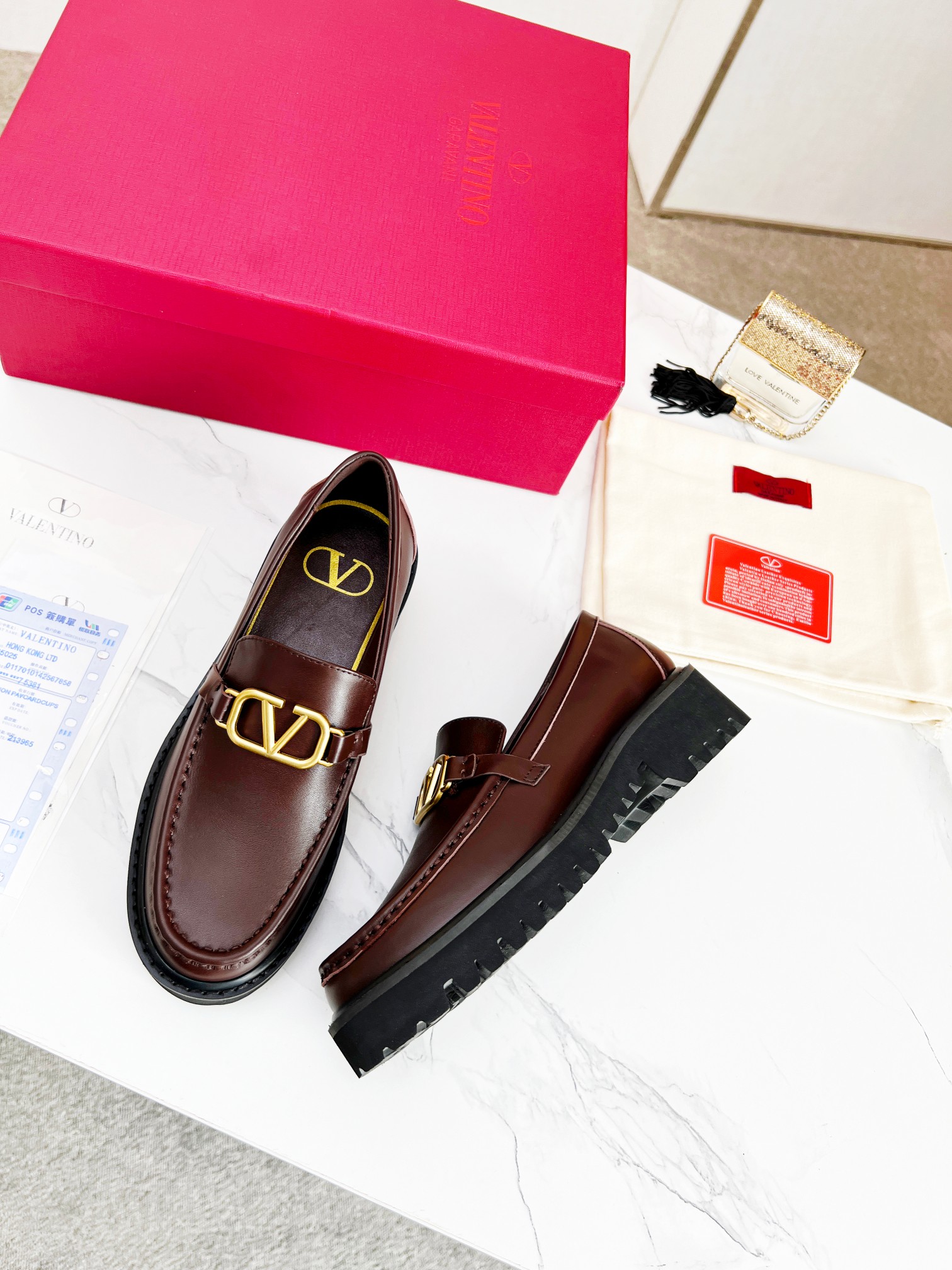 Valentino Vlogo Signature Calfskin Loafer-0002