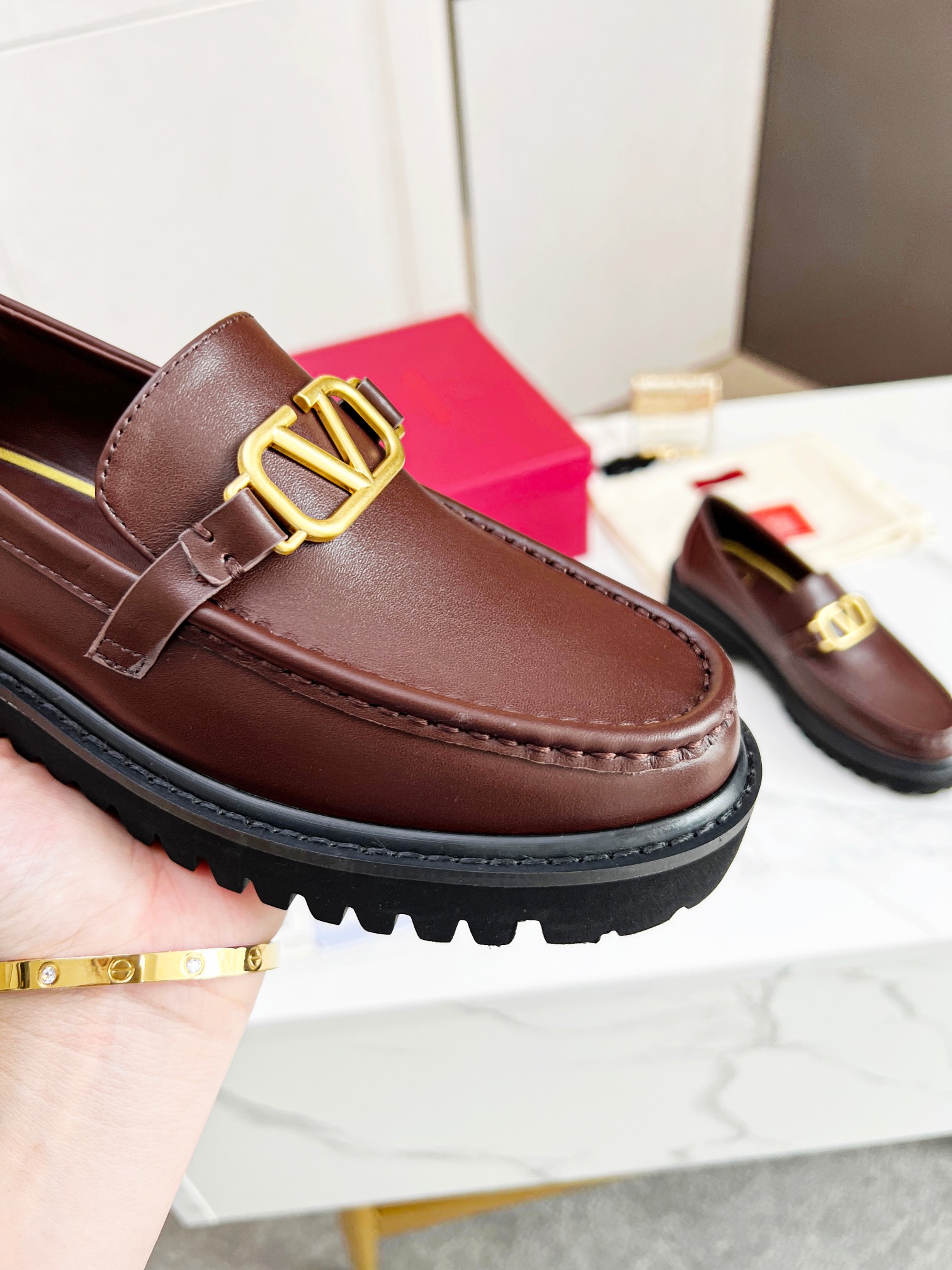 Valentino Vlogo Signature Calfskin Loafer-0002