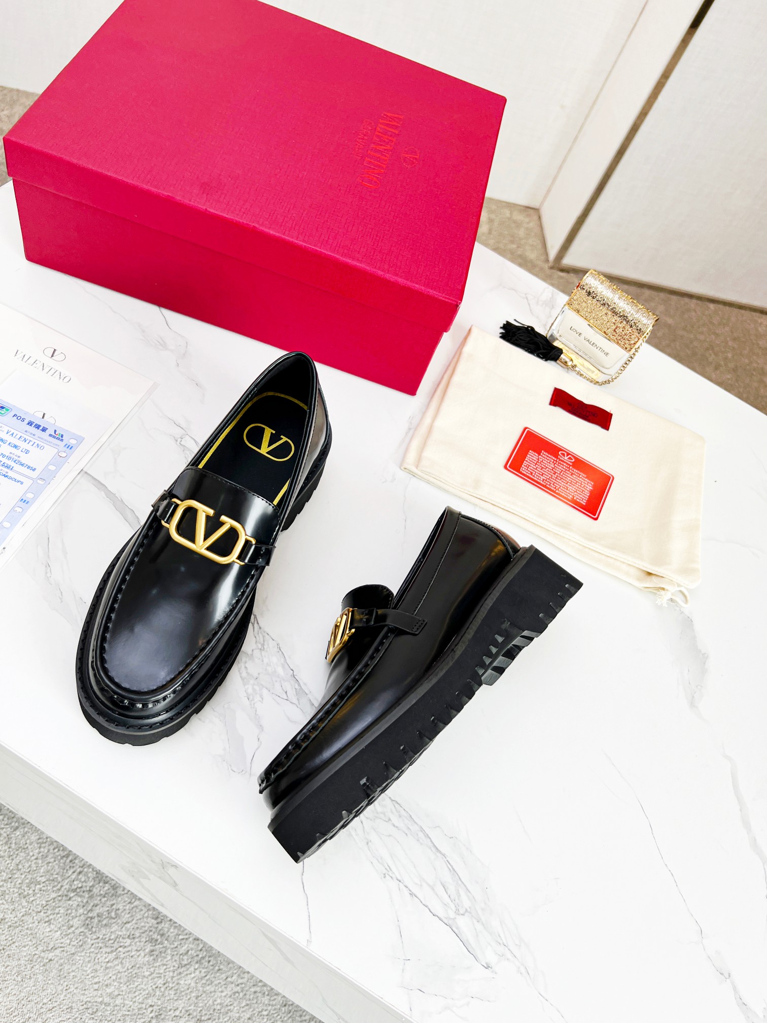 Valentino Vlogo Signature Calfskin Loafer-0003