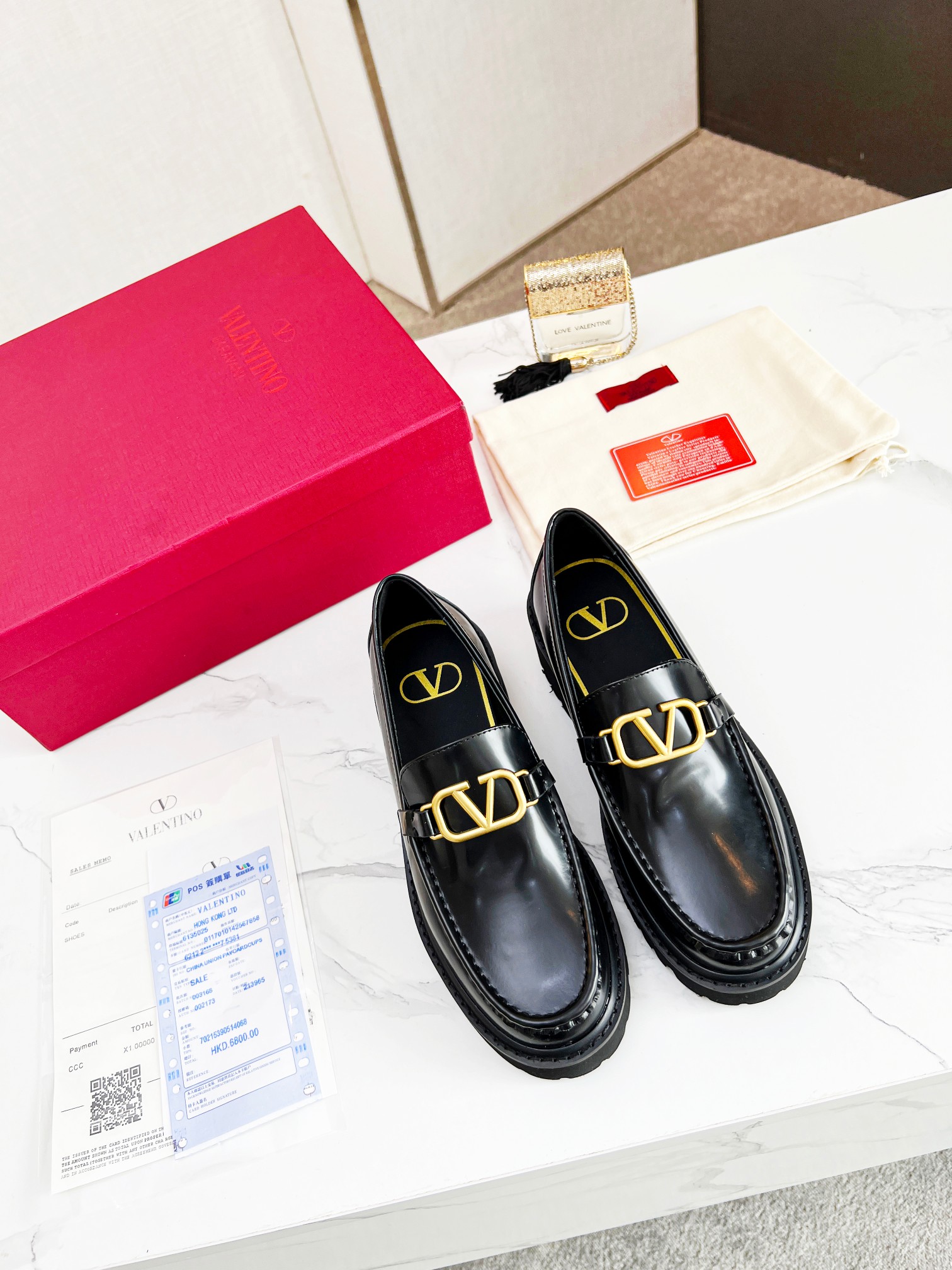 Valentino Vlogo Signature Calfskin Loafer-0003