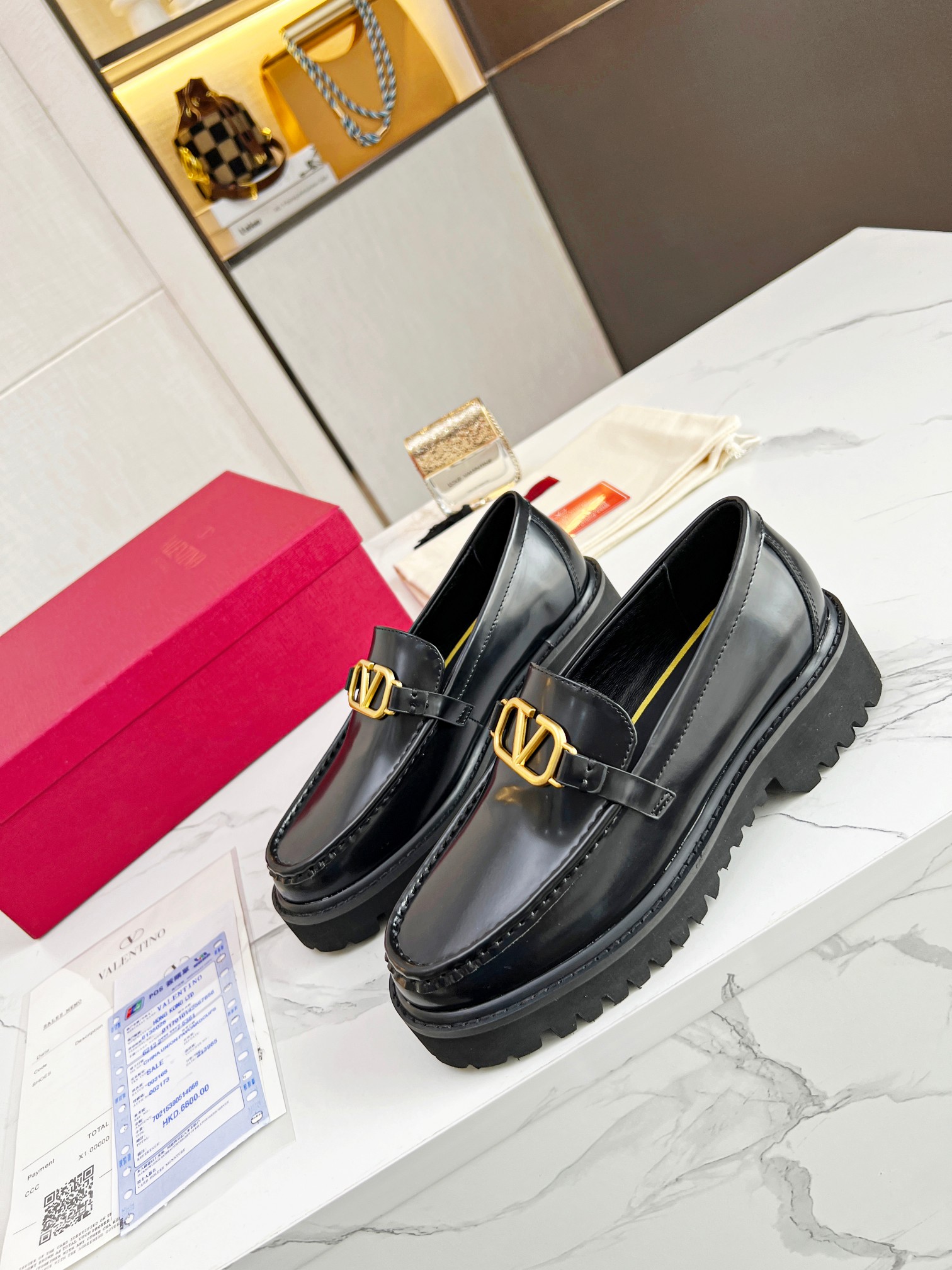 Valentino Vlogo Signature Calfskin Loafer-0003