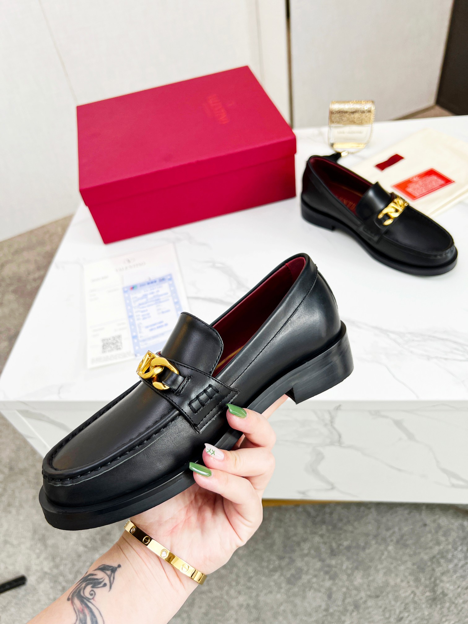 Valentino Vlogo Signature Calfskin Loafer-0005