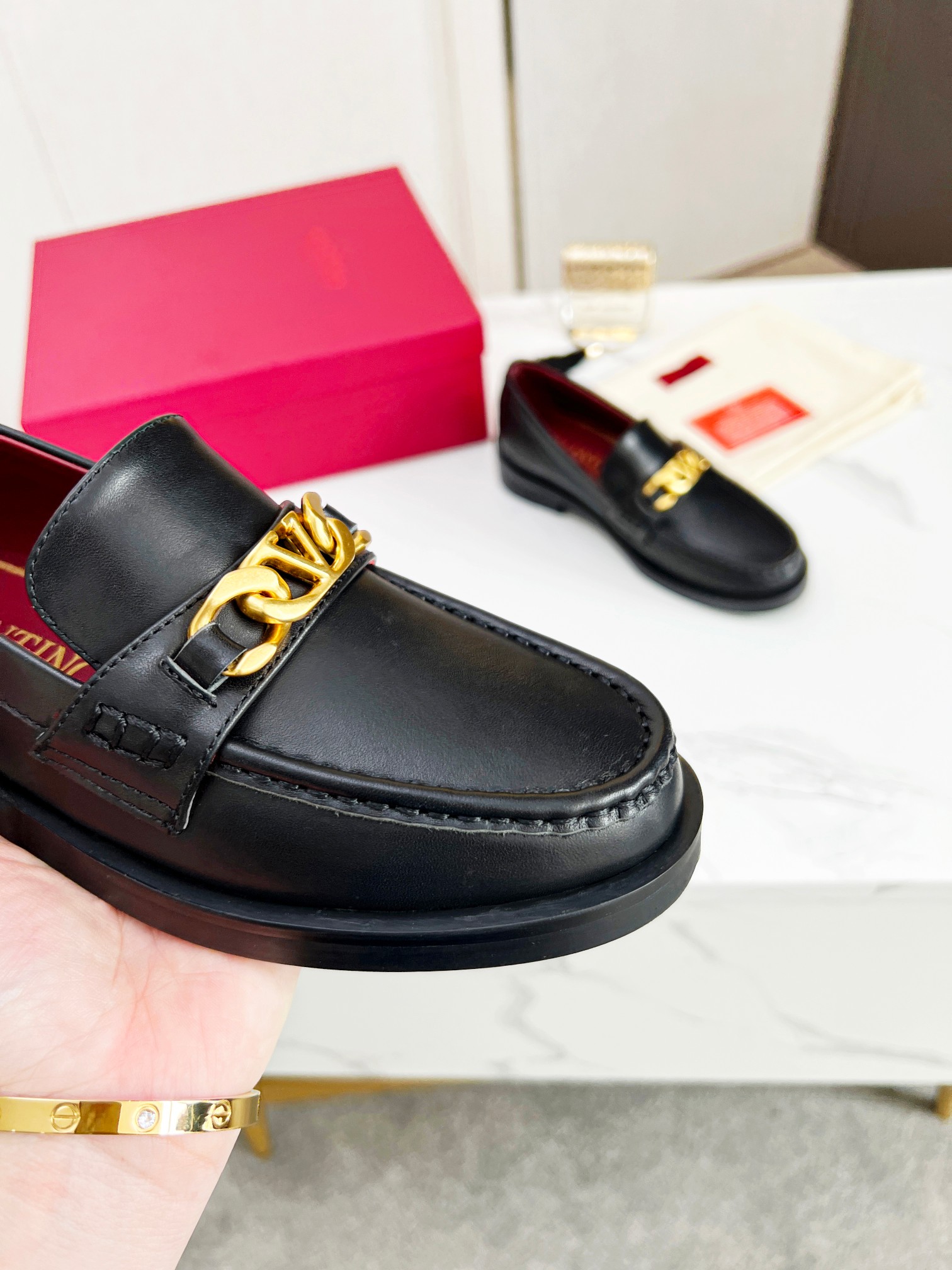 Valentino Vlogo Signature Calfskin Loafer-0005