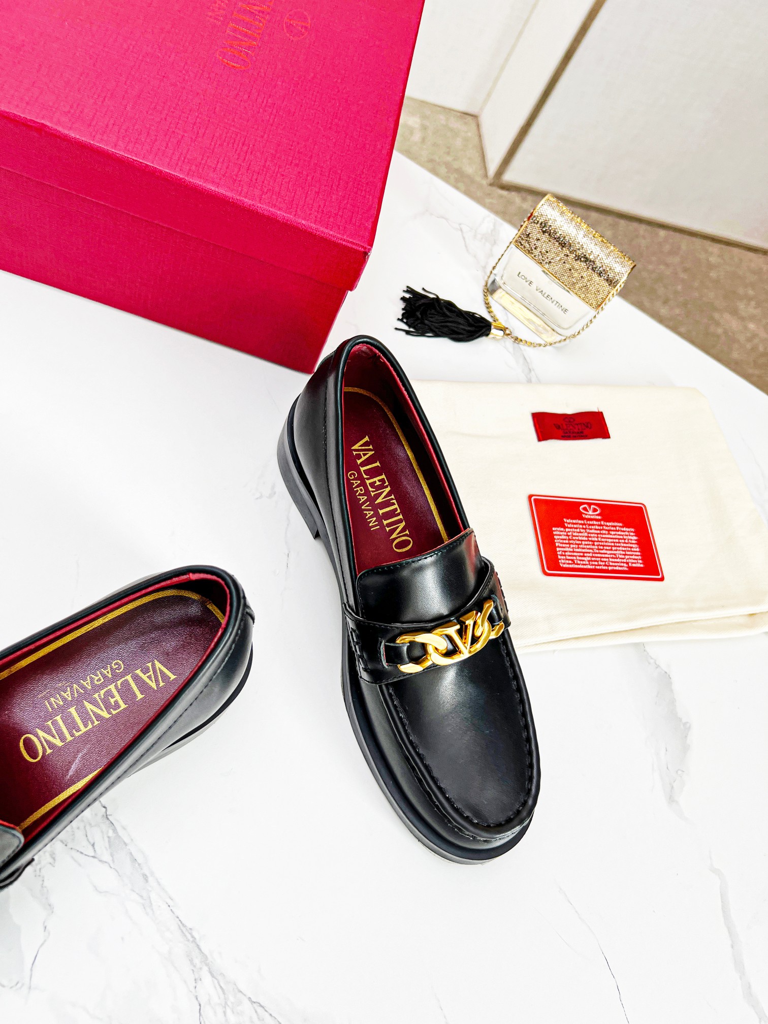 Valentino Vlogo Signature Calfskin Loafer-0005