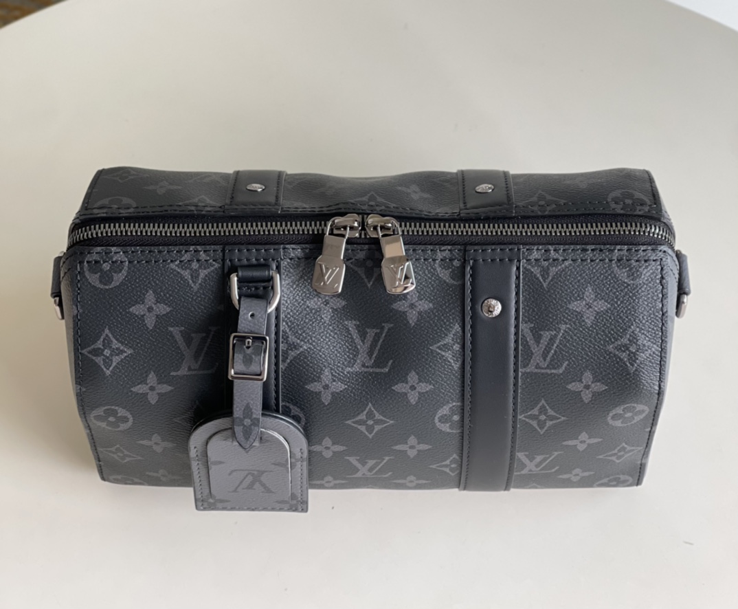 Vintage Louis Vuittion M45936 Keepall XS Monogram