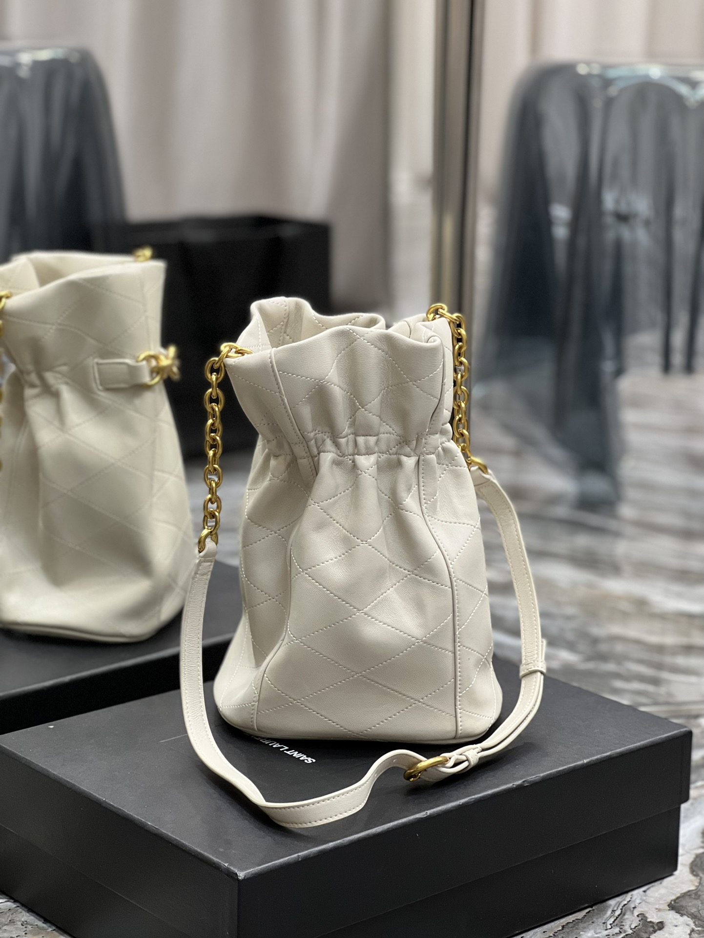 Yves Saint Laurent Le Maillon Hook Bucklet Bag In Supple Leather White