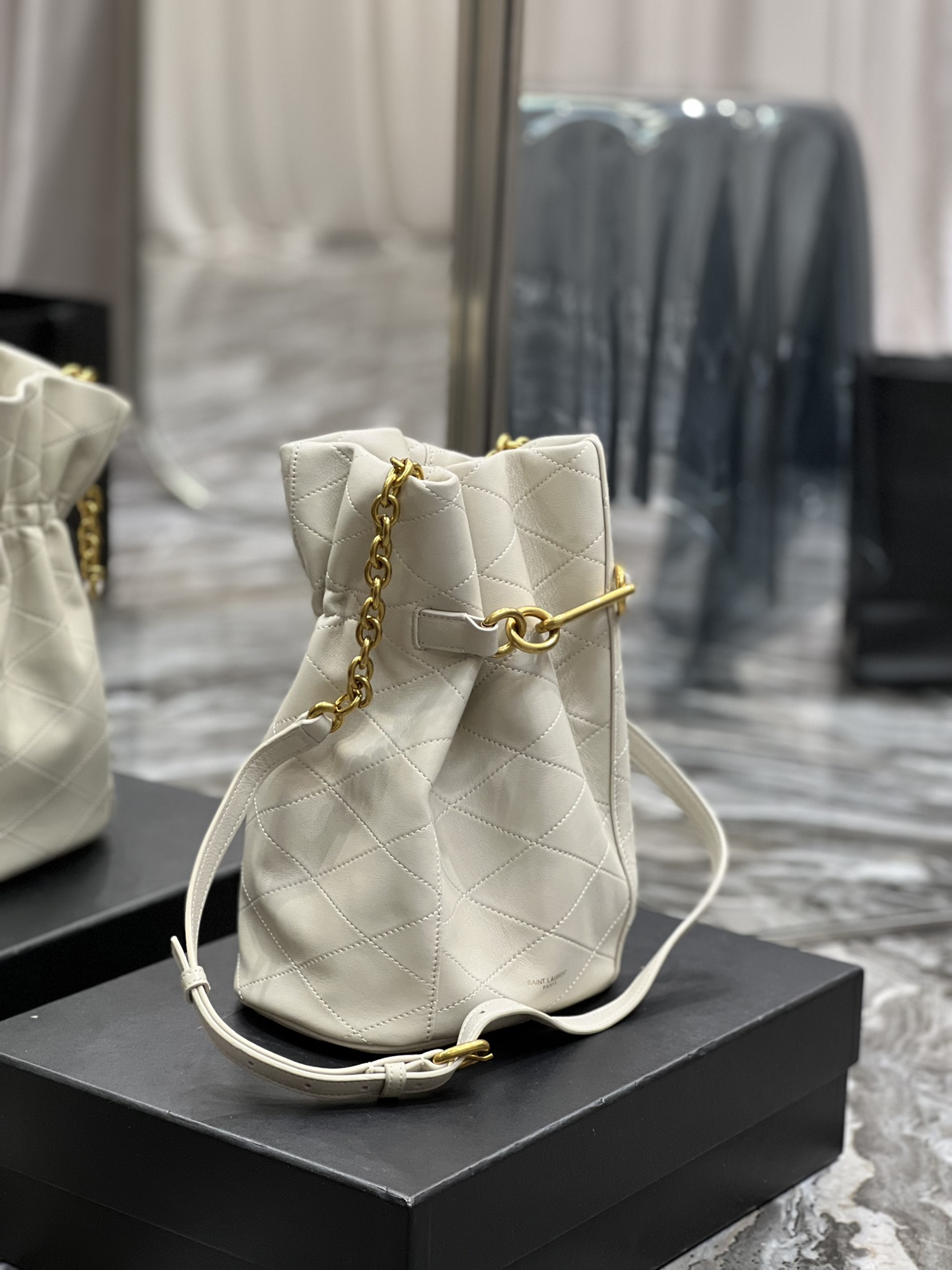 Yves Saint Laurent Le Maillon Hook Bucklet Bag In Supple Leather White