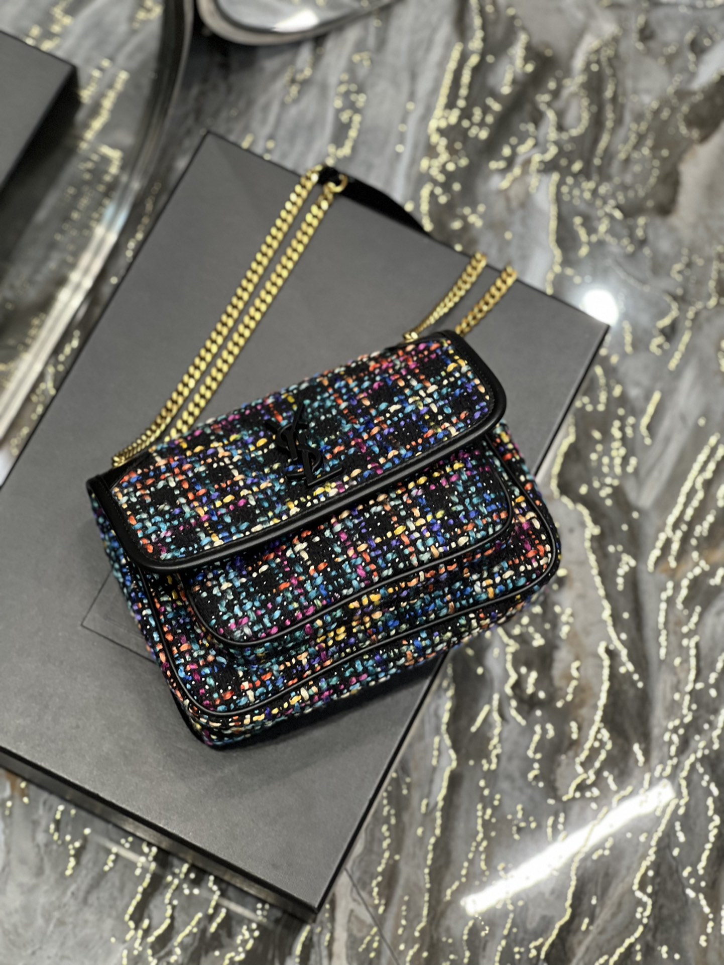 Yves Saint Laurent NIKI Baby Chain Bag In Multicolor Raffia 22cm