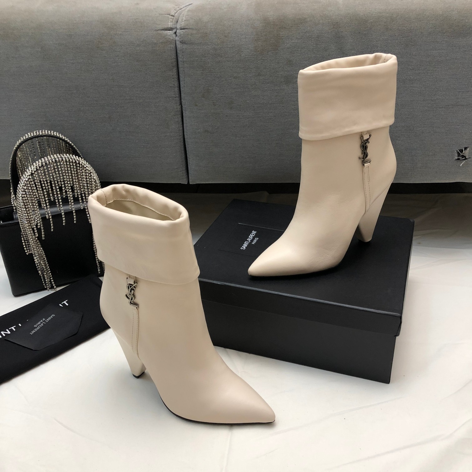 Yves Saint Laurent Women Boots-0003 35-41