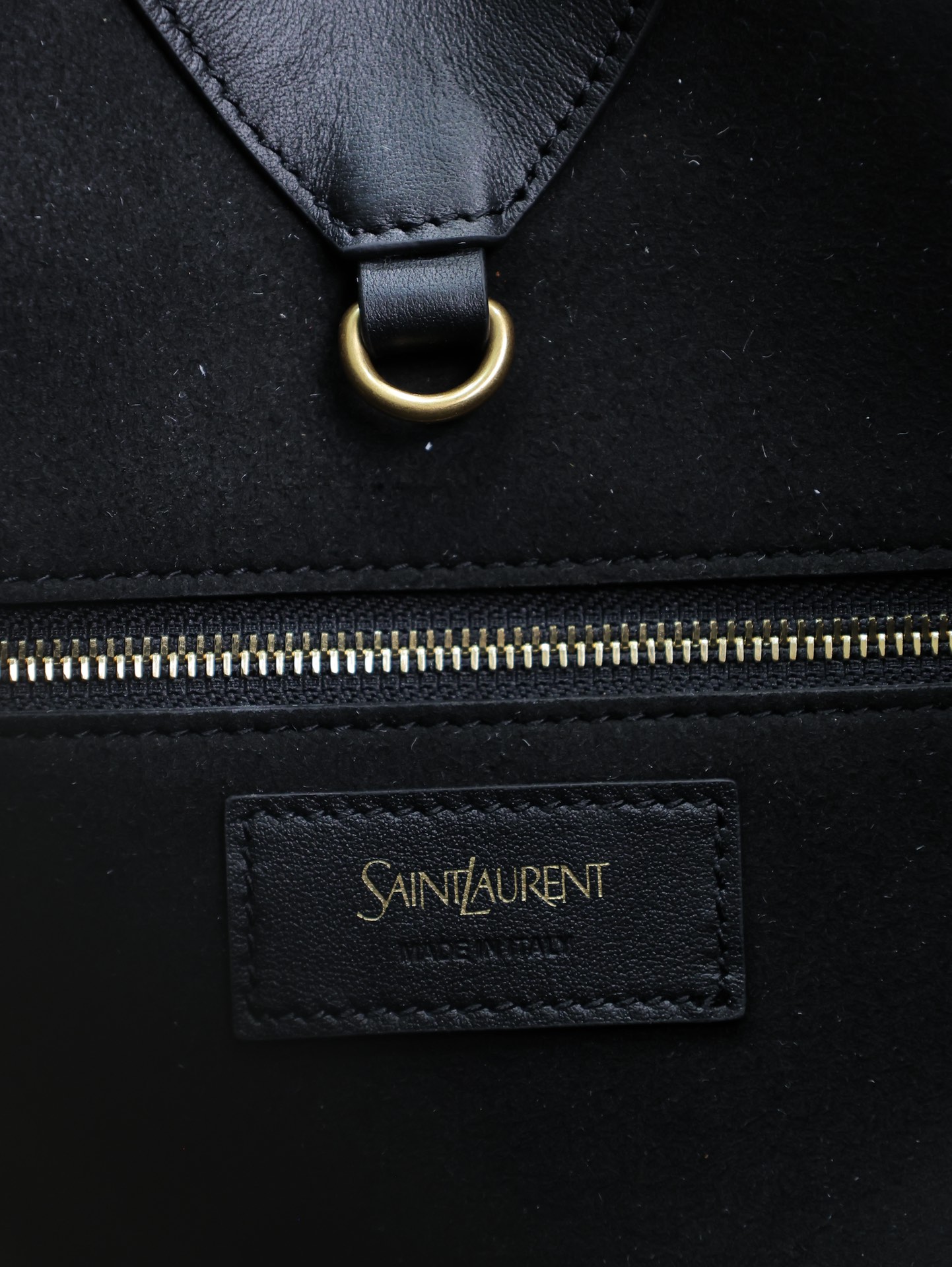 Yves Saint Laurent Y Tote Shopping Bag In Leather Black